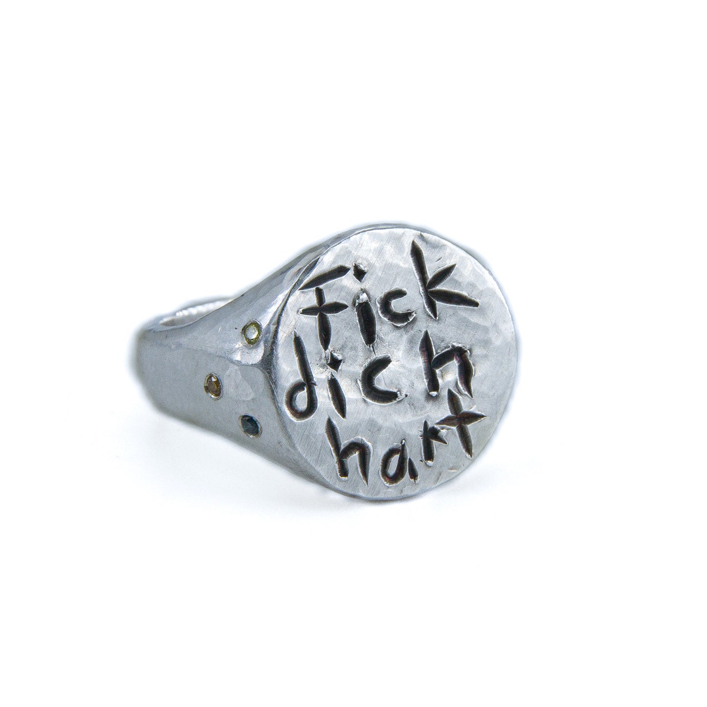 Wutring "Fick dich hart"